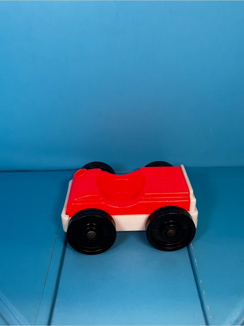 Fisher-Price - Original Little People - Red Garage-type Car